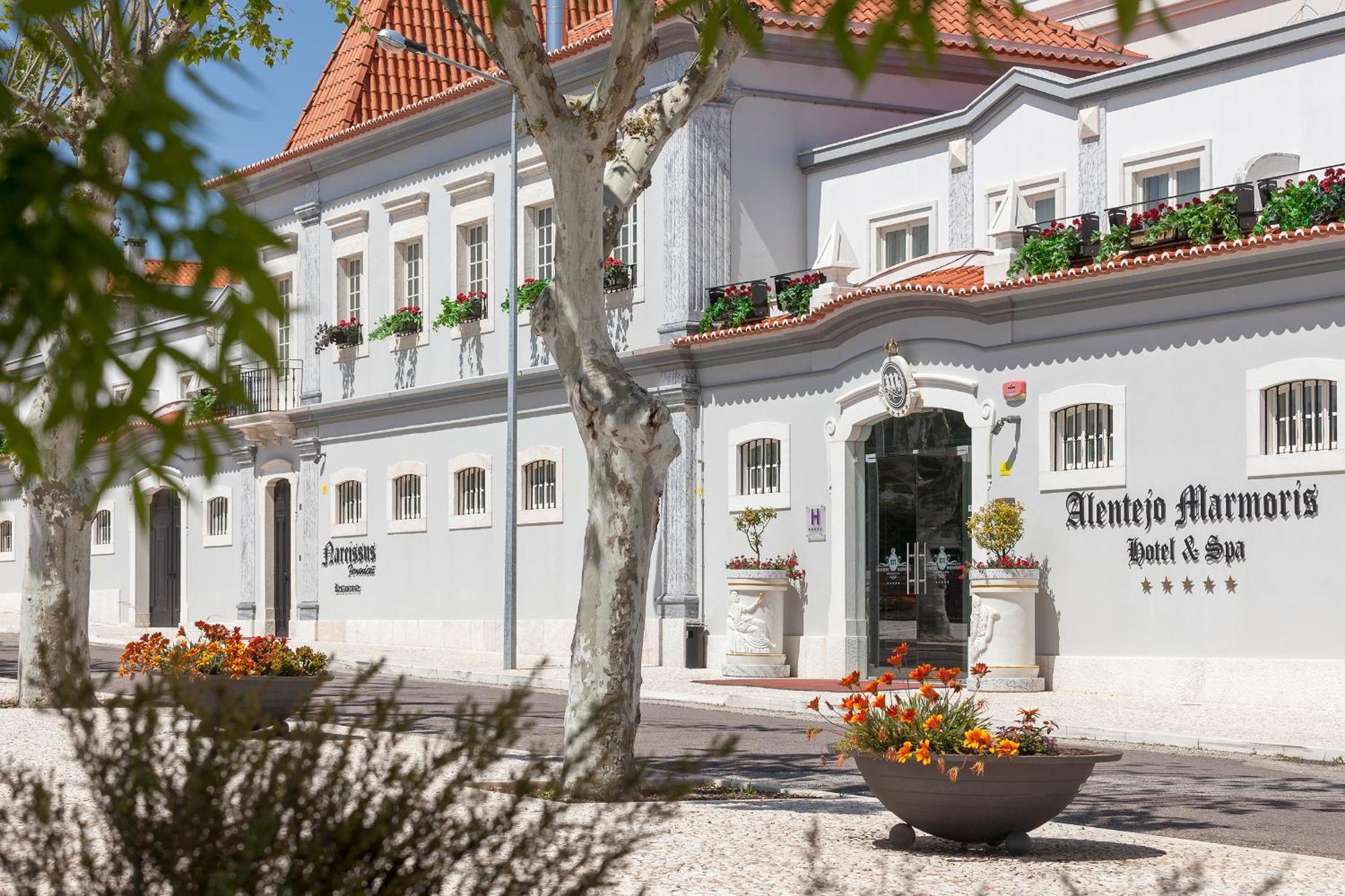 Alentejo Marmoris Hotel & Spa, A Small Luxury Hotel Of The World Vila Viçosa Exterior foto